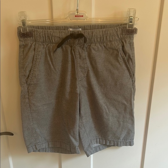 Old Navy Grey Casual Shorts Elastic Waist, Boys’ size 10-12 - Picture 1 of 5